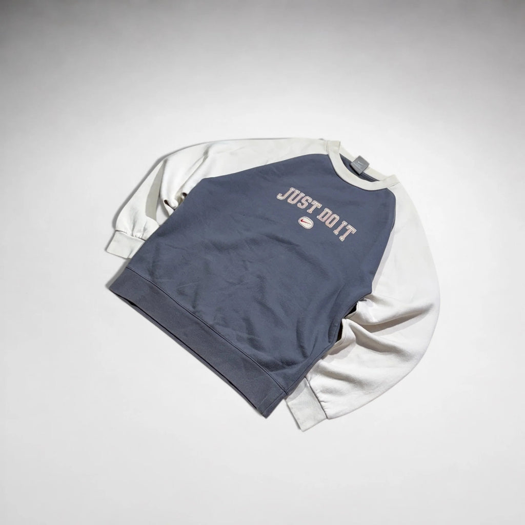 (M-L) Nike Vintage Sweatshirt