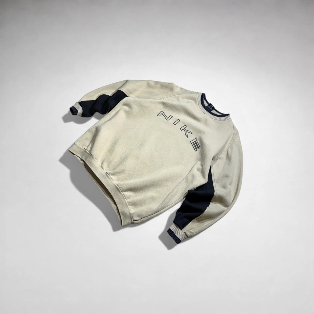 (M-L) Nike Vintage Sweatshirt