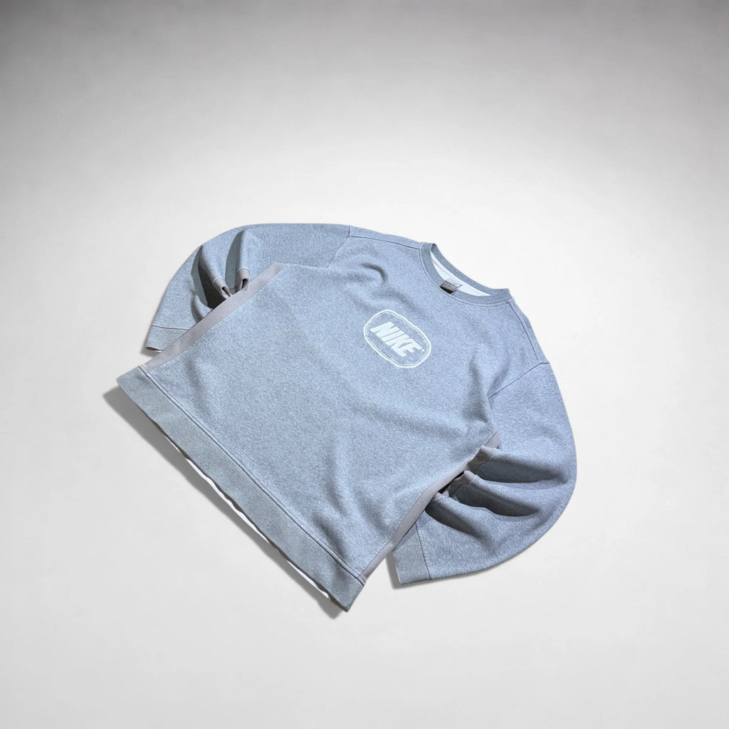 (L-XL) Nike Vintage Sweatshirt